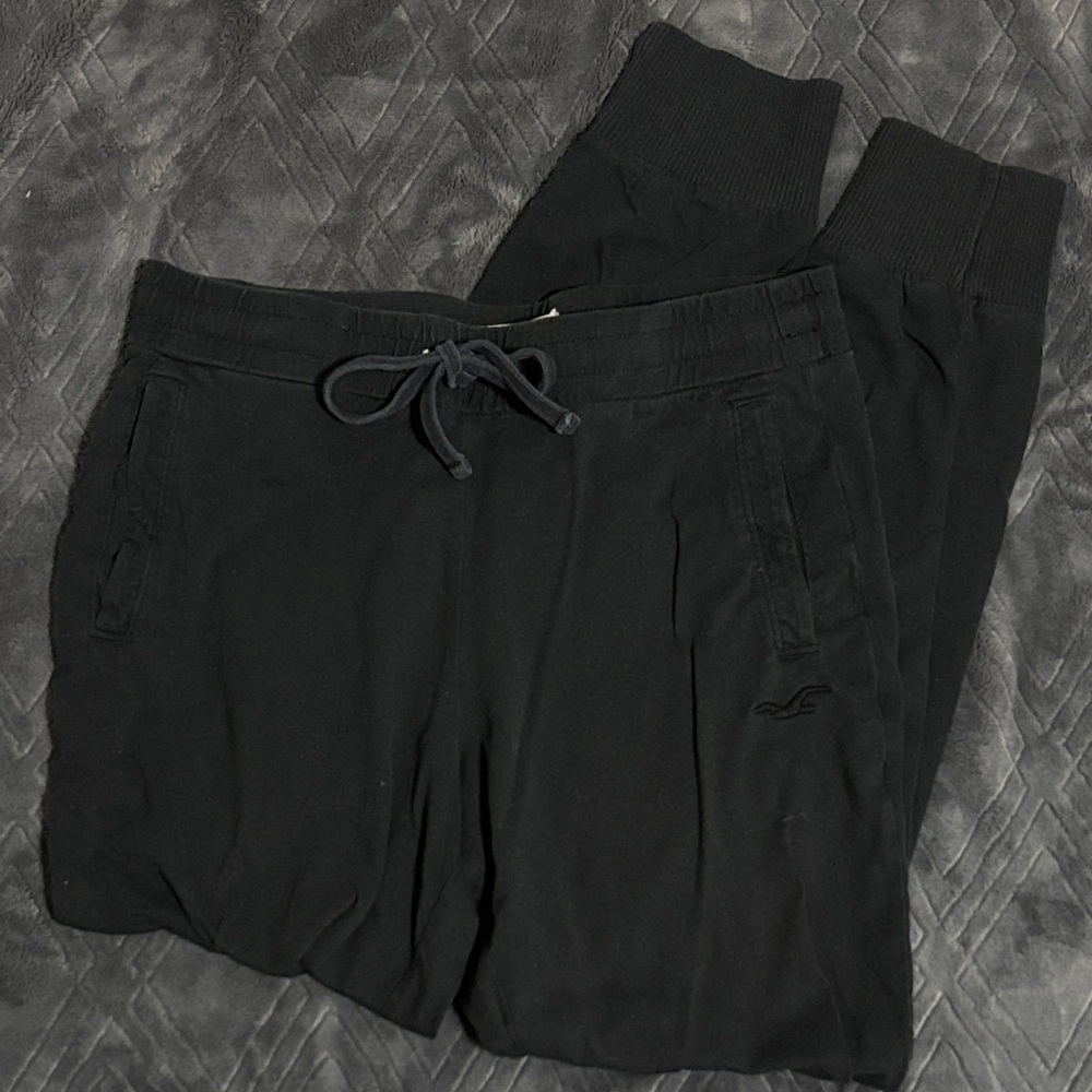 Hollister joggers